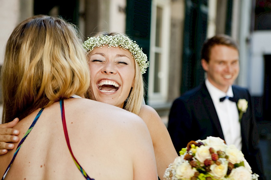 Katja Velmans Hochzeitsfotograf Düsseldorf – Kirchliche Trauung in der Düsseldorfer Altstadt