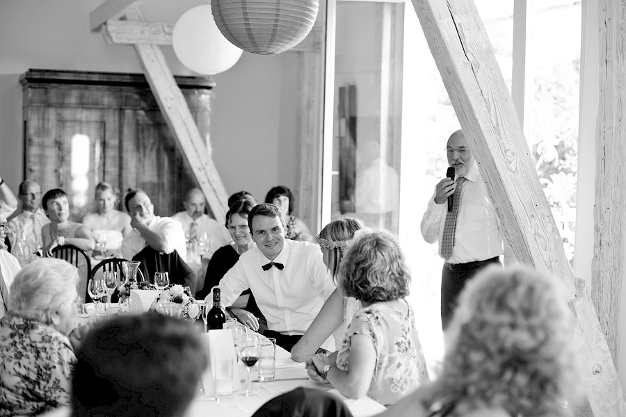 Katja Velmans Hochzeitsfotograf Düsseldorf – Kirchliche Trauung in der Düsseldorfer Altstadt