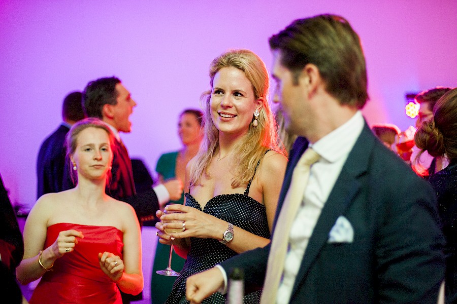 Katja Velmans Hochzeitsfotograf Düsseldorf – Langen Foundation