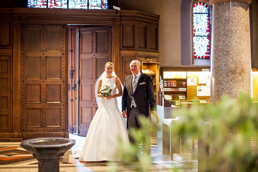Katja Velmans Hochzeitsfotograf Düsseldorf – Landhaus Mönchenwerth