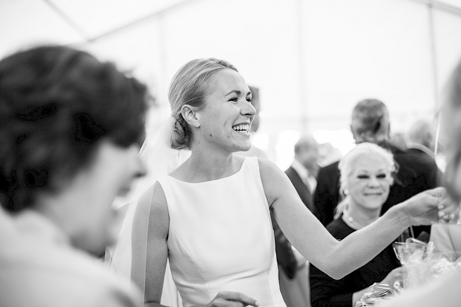 Katja Velmans Hochzeitsfotograf Düsseldorf – Landhaus Mönchenwerth