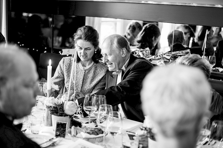 Katja Velmans Hochzeitsfotograf Düsseldorf – Landhaus Mönchenwerth