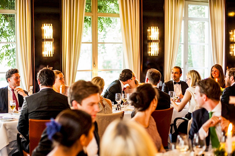 Katja Velmans Hochzeitsfotograf Düsseldorf – Landhaus Mönchenwerth
