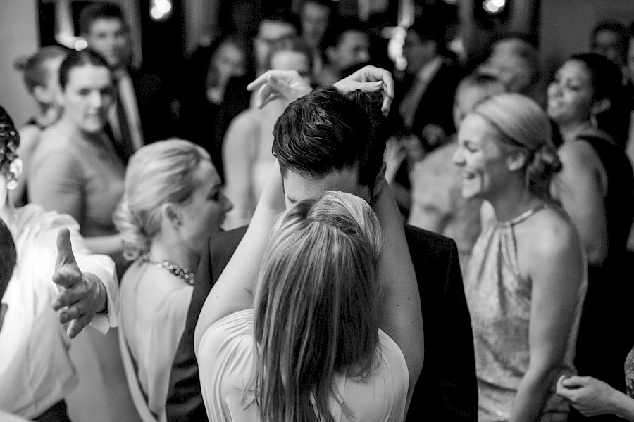 Katja Velmans Hochzeitsfotograf Düsseldorf – Landhaus Mönchenwerth