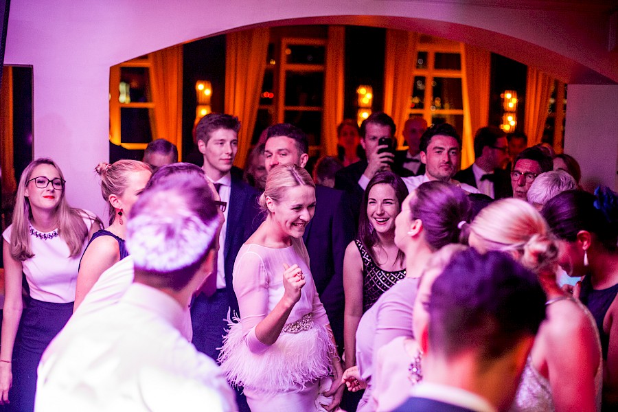 Katja Velmans Hochzeitsfotograf Düsseldorf – Landhaus Mönchenwerth
