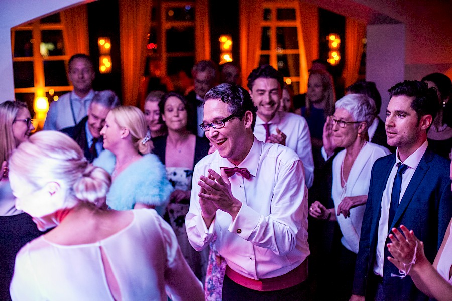 Katja Velmans Hochzeitsfotograf Düsseldorf – Landhaus Mönchenwerth