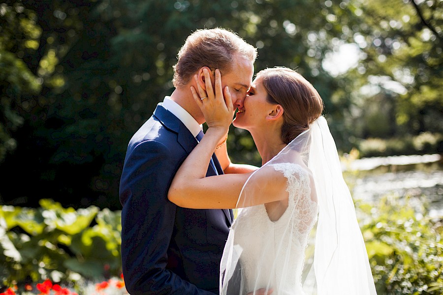 Katja Velmans Hochzeitsfotograf Düsseldorf – Flora Köln