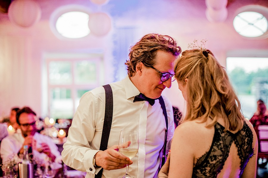 Katja Velmans Hochzeitsfotograf Düsseldorf – Gut Neimeshof