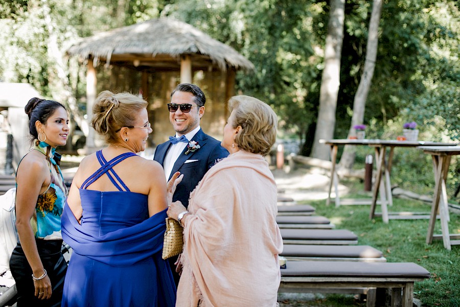 Katja Velmans Hochzeitsfotograf Düsseldorf – Auermühle in Ratingen_first
