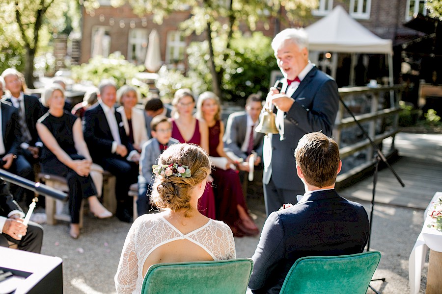 Katja Velmans Hochzeitsfotograf Düsseldorf – Auermühle in Ratingen_first