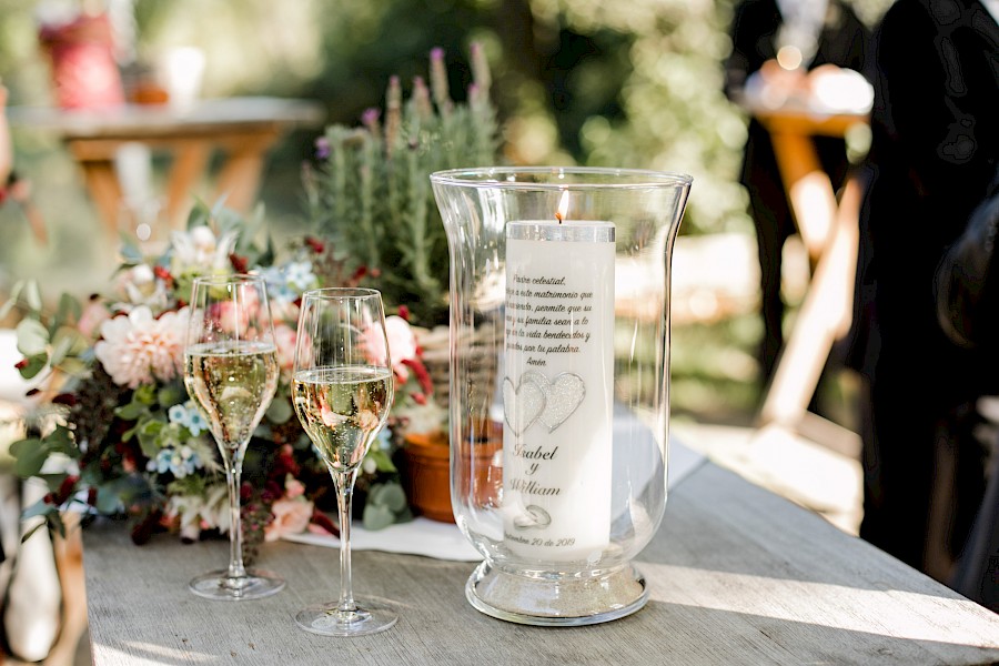 Katja Velmans Hochzeitsfotograf Düsseldorf – Auermühle in Ratingen_first