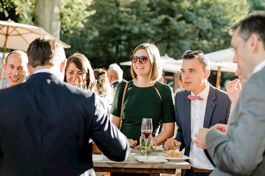 Katja Velmans Hochzeitsfotograf Düsseldorf – Auermühle in Ratingen_first