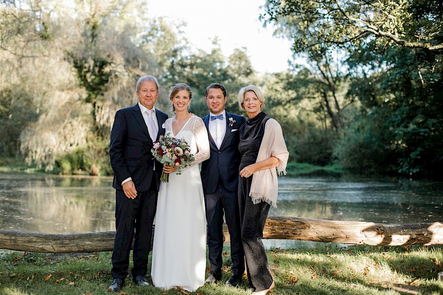Katja Velmans Hochzeitsfotograf Düsseldorf – Auermühle in Ratingen_first