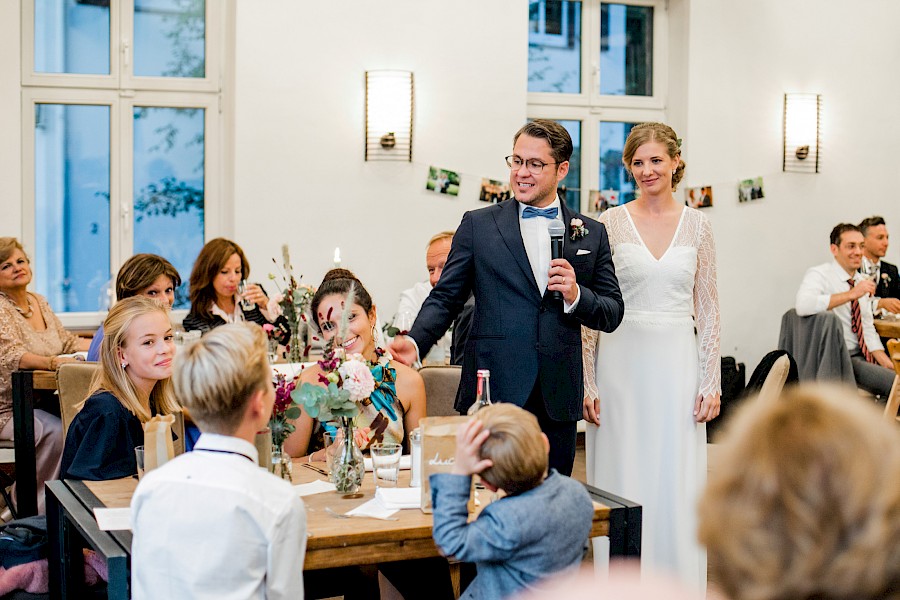 Katja Velmans Hochzeitsfotograf Düsseldorf – Auermühle in Ratingen_first