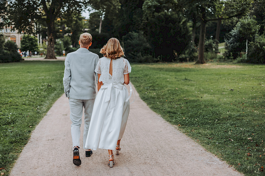 Katja Velmans Hochzeitsfotograf Düsseldorf – Standesamt und freie Trauung in der Auermühle
