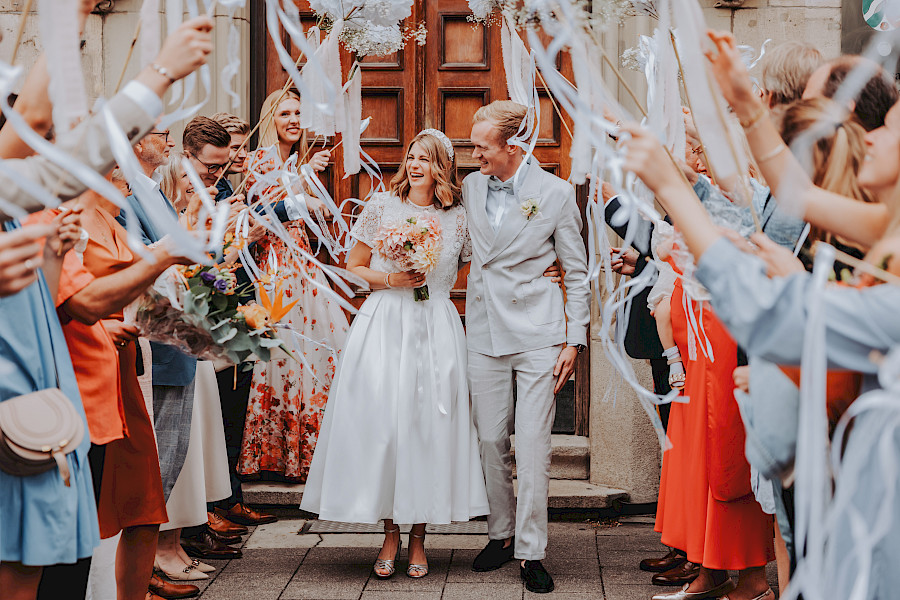 Katja Velmans Hochzeitsfotograf Düsseldorf – Standesamt und freie Trauung in der Auermühle