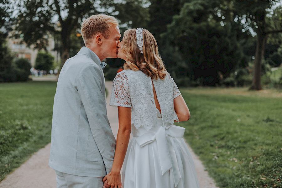 Katja Velmans Hochzeitsfotograf Düsseldorf – Standesamt und freie Trauung in der Auermühle