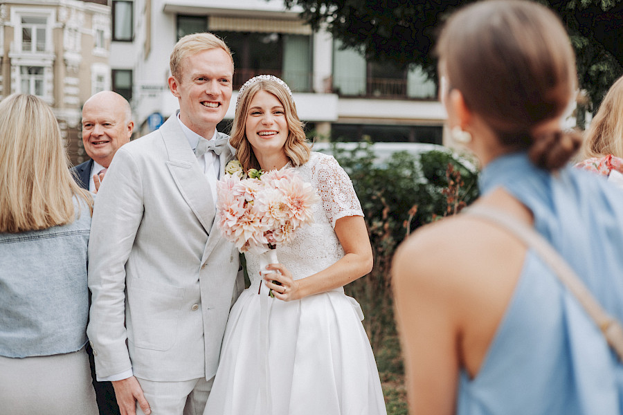 Katja Velmans Hochzeitsfotograf Düsseldorf – Standesamt und freie Trauung in der Auermühle