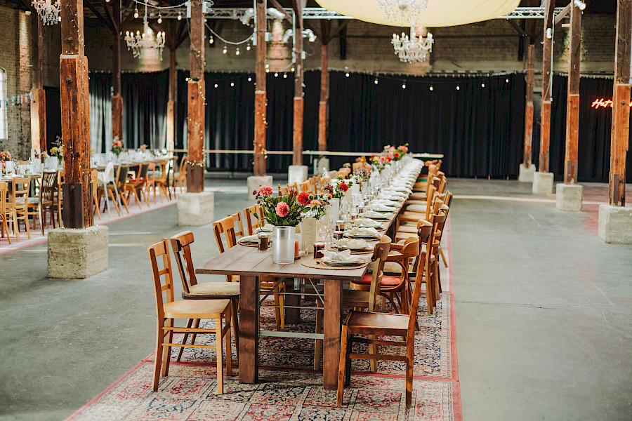 Katja Velmans Hochzeitsfotograf Düsseldorf – Freie Trauung im Gare du Neuss