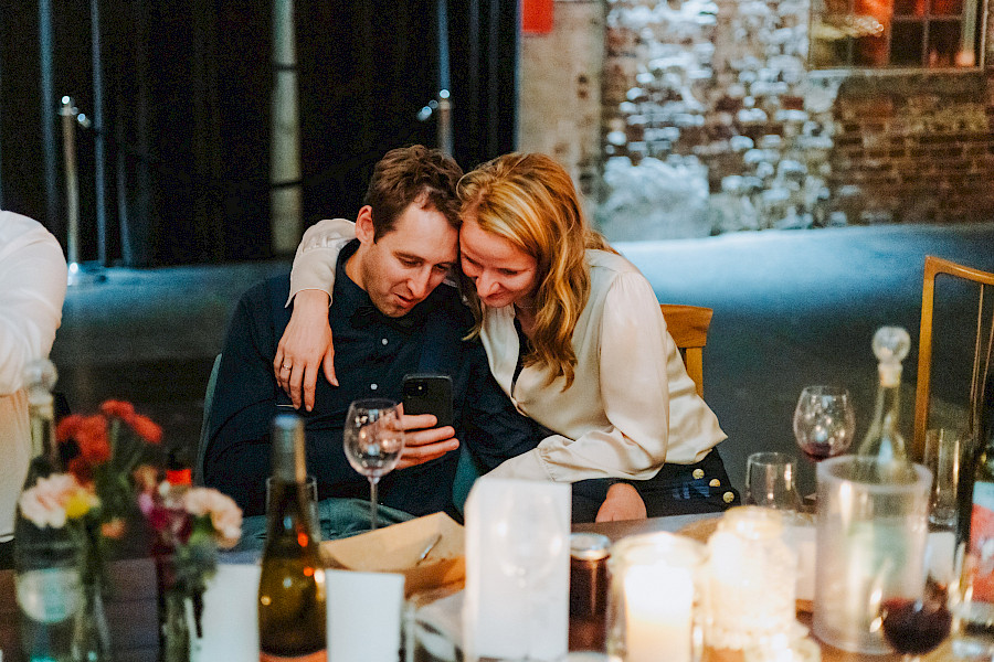 Katja Velmans Hochzeitsfotograf Düsseldorf – Freie Trauung im Gare du Neuss