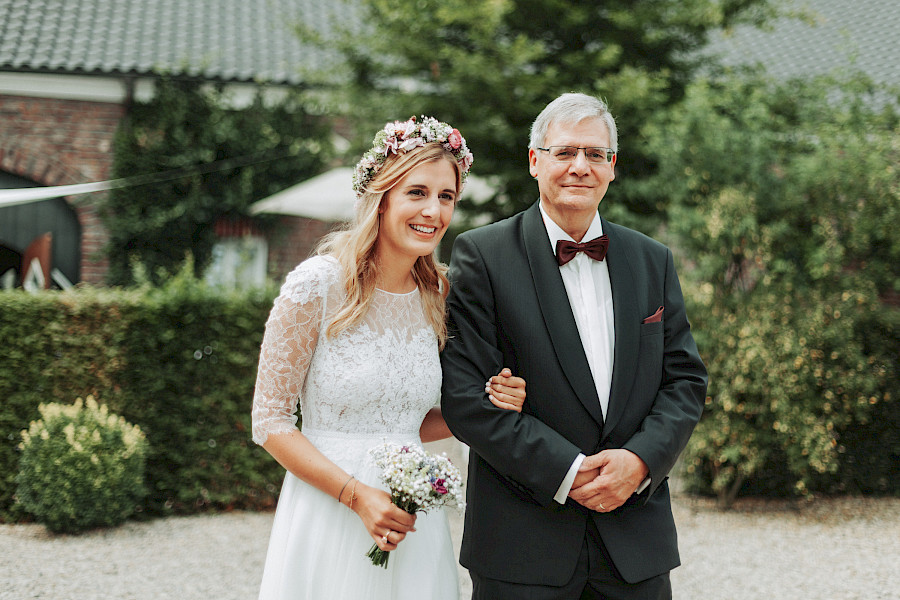 Katja Velmans Hochzeitsfotograf Düsseldorf – Freie Trauung auf dem Neimeshof in Kempen