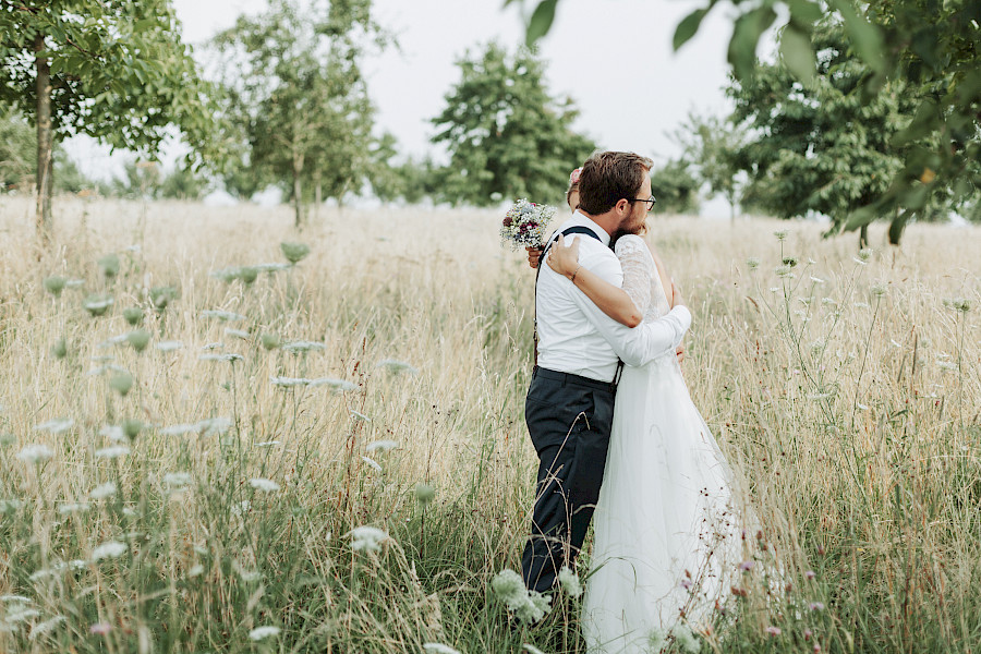 Katja Velmans Hochzeitsfotograf Düsseldorf – Freie Trauung auf dem Neimeshof in Kempen