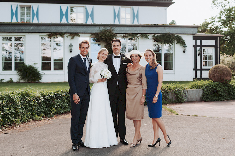 Katja Velmans Hochzeitsfotograf Düsseldorf – Freie Trauung im Landhaus Mönchenwerth